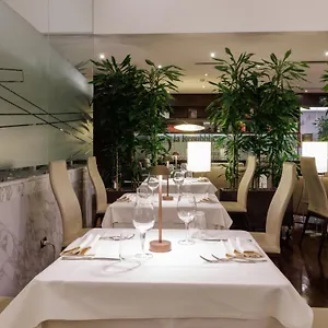 4* Hotell Western Universo